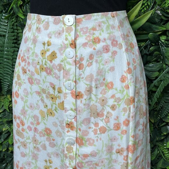 CHARLIE HOLIDAY Skirt Women 4 Cream Floral Print Midi Button‎ Accent 2488 - Picture 5 of 9